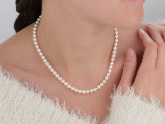 How to Choose Pearl Strand Length