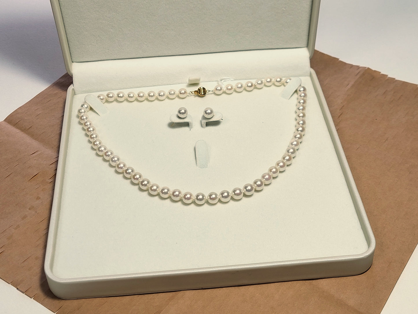 Akoya Pearl Necklace & Earring Set 7mm