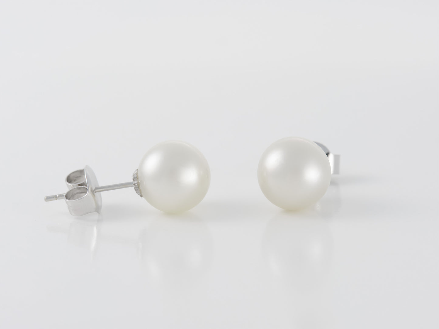 South Sea White Pearl Earrings 8mm