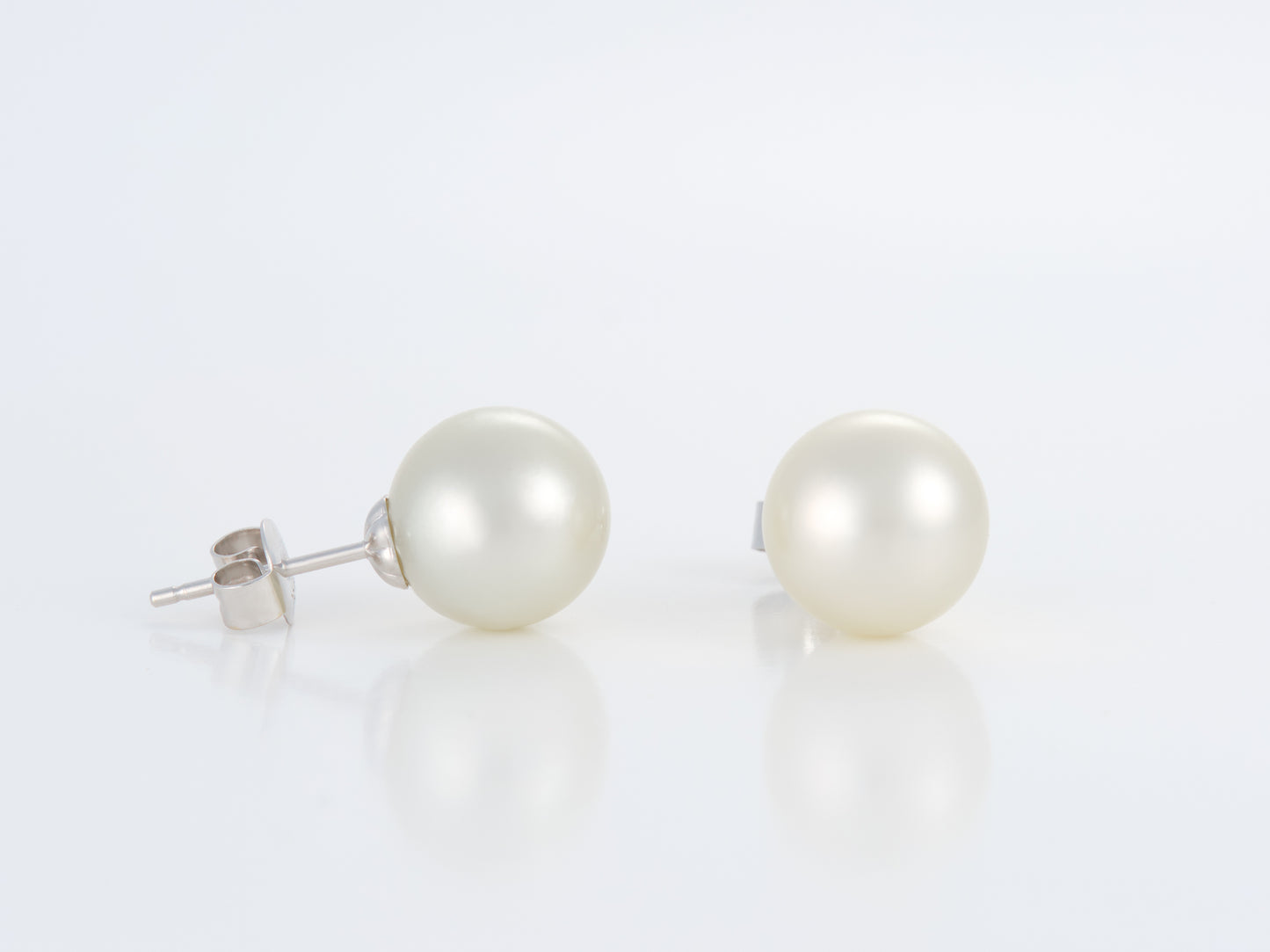 South Sea White Pearl Earrings 10mm