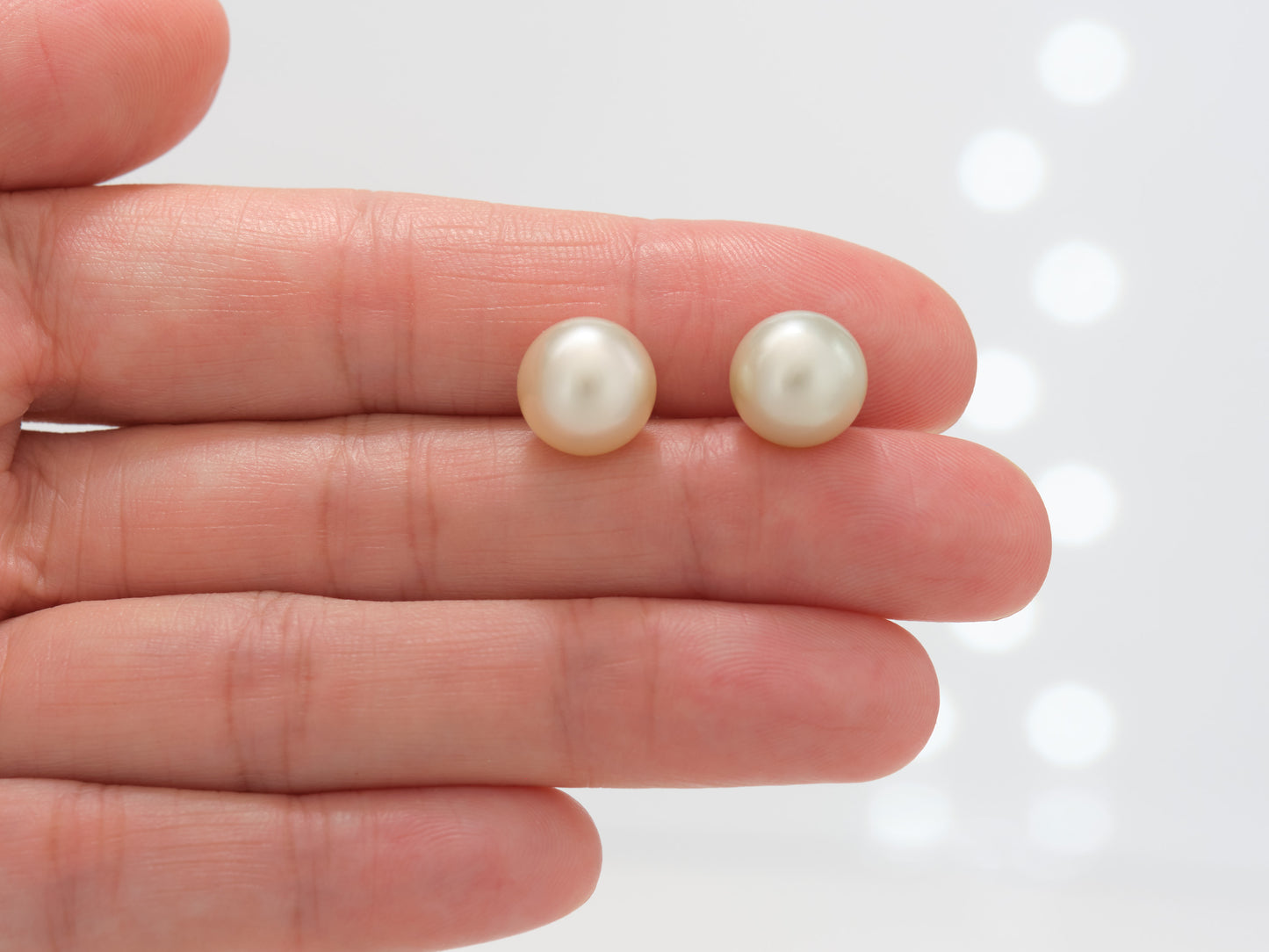 South Sea White Pearl Earrings 10mm